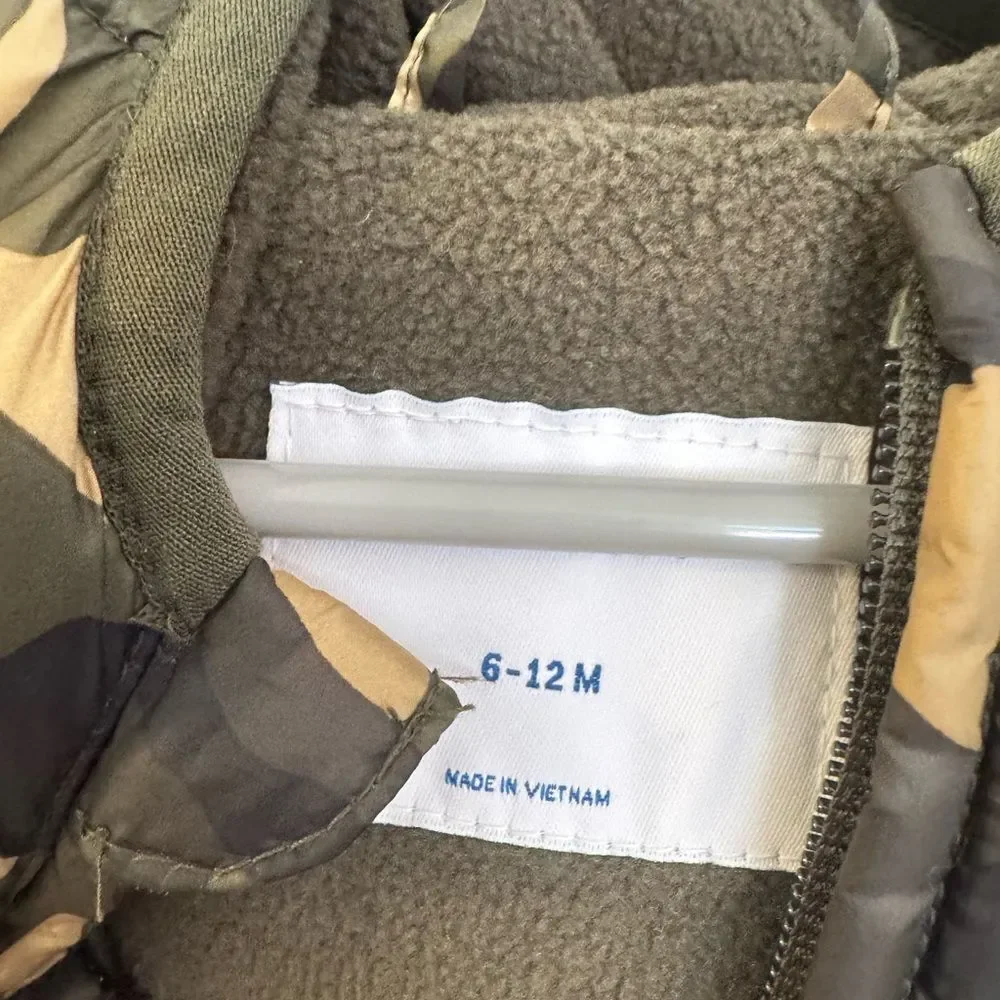 Old Navy Infant Camo Puffer Jacket - Size 6-12 Months